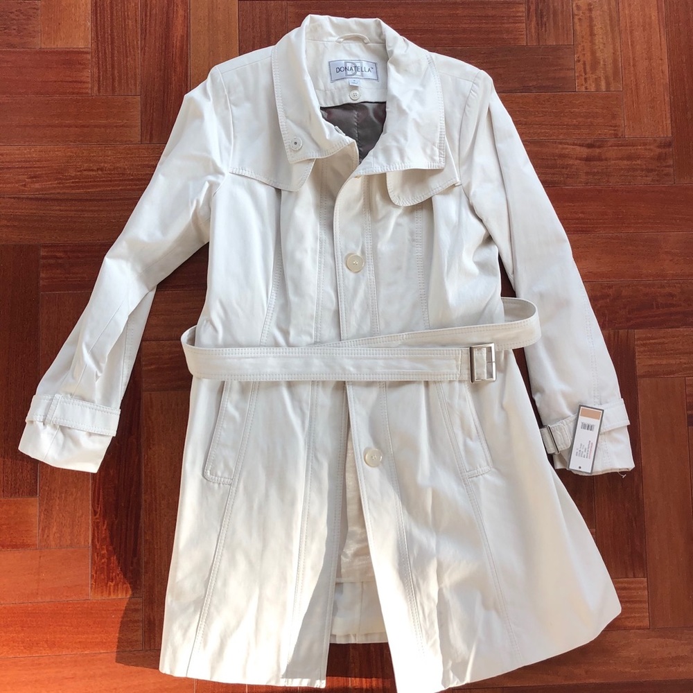 Women’s Lined Trench Coat with Belt - New With Tags